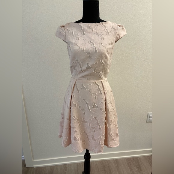H&M Pink Floral Women's Dress - Picture 1 of 4